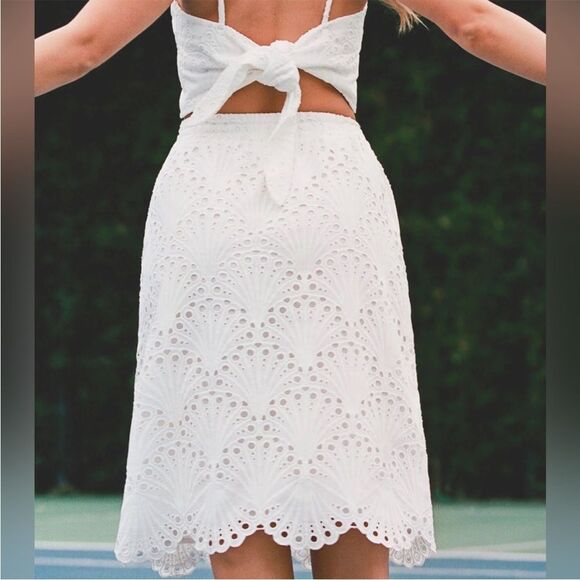 NWT Andie Swim The Mona Eyelet Scalloped‎ Pull On Skirt Coconut White sz M - Picture 2 of 10